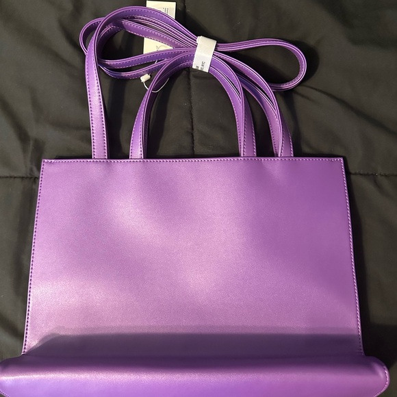 Telfar medium bag- grape - Picture 4 of 4